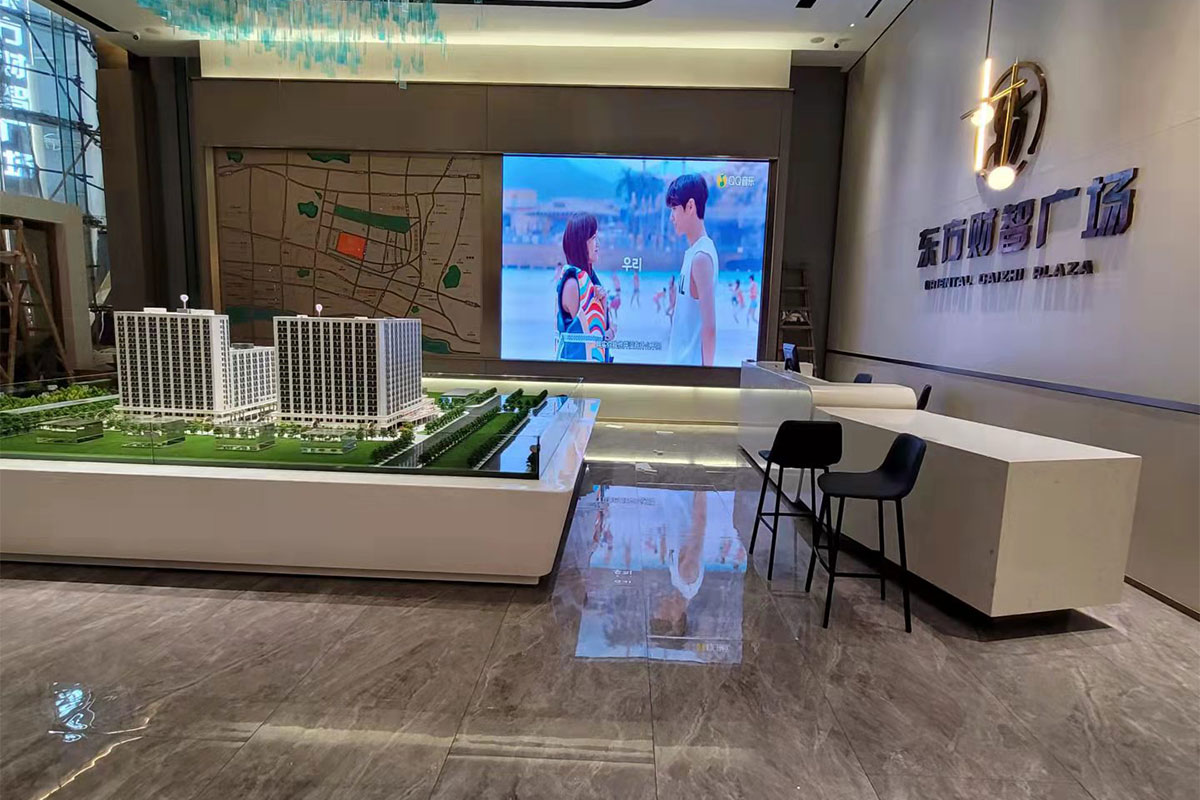 The display screen project of Dongfang CAI Zhi Plaza
