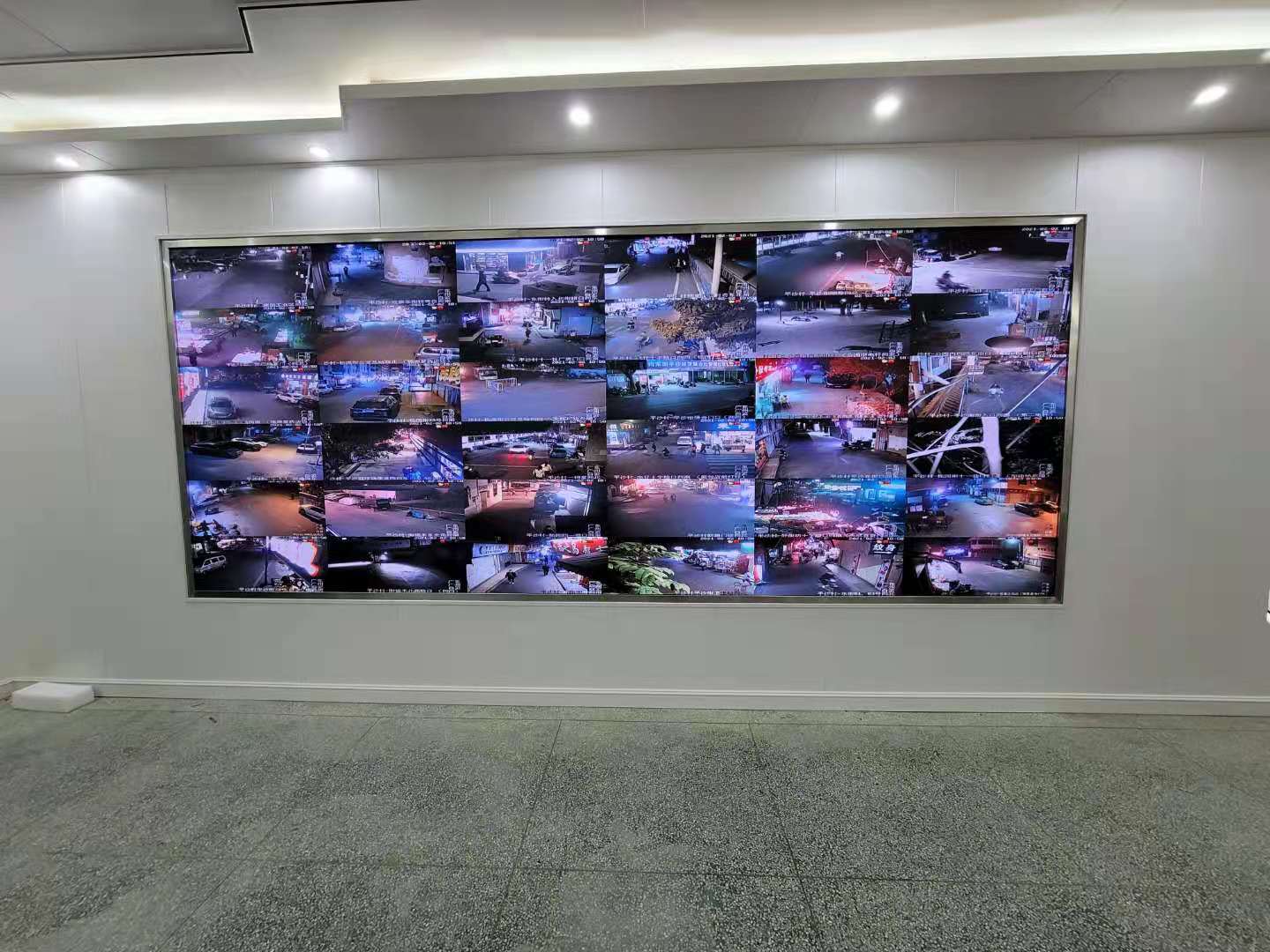 The outdoor P1.538 full-color screen in Pingsha Street
