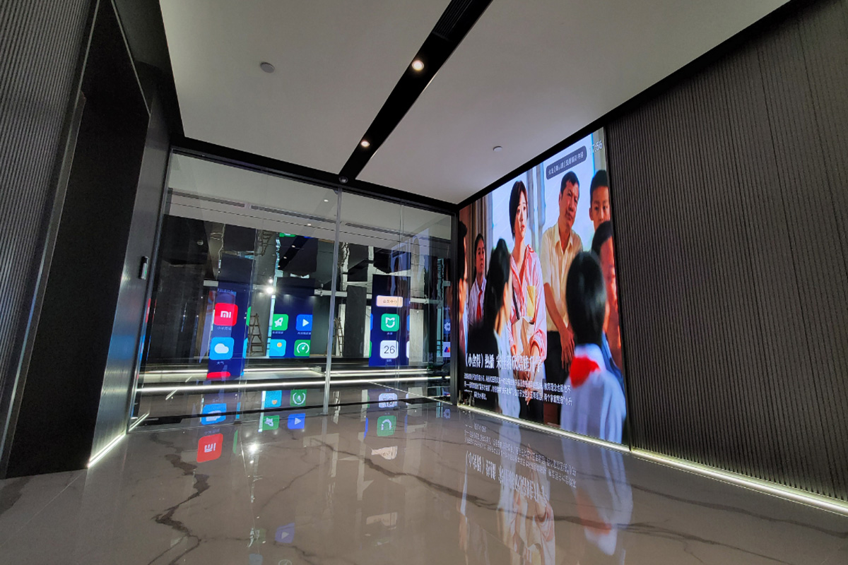 P2.5 display screen on the 20th floor of Foshan Champion Ceramic Tiles